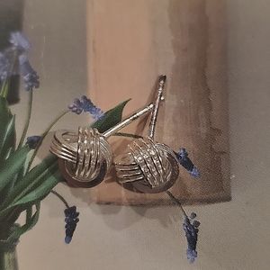 SS Celtic Love Knot Earrings NWOT